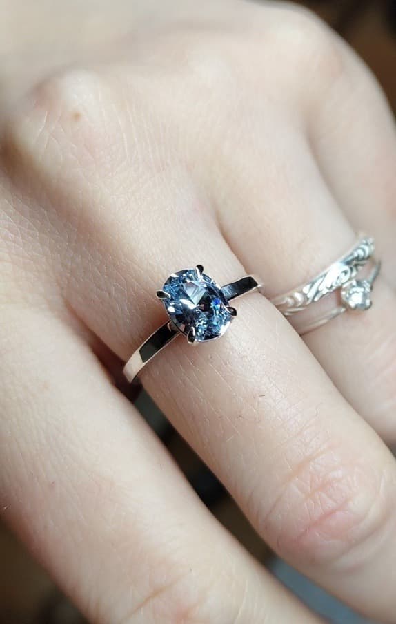 Sølvring med himmelblå Cubic Zirconia