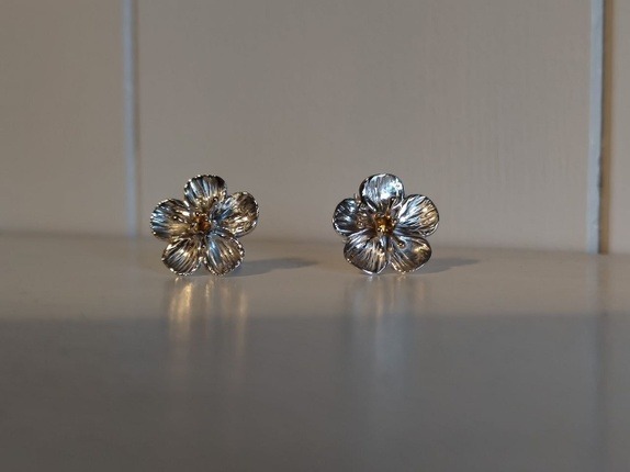 Markjordbærblomst med gulldetaljer & Citrin - Bilde 10