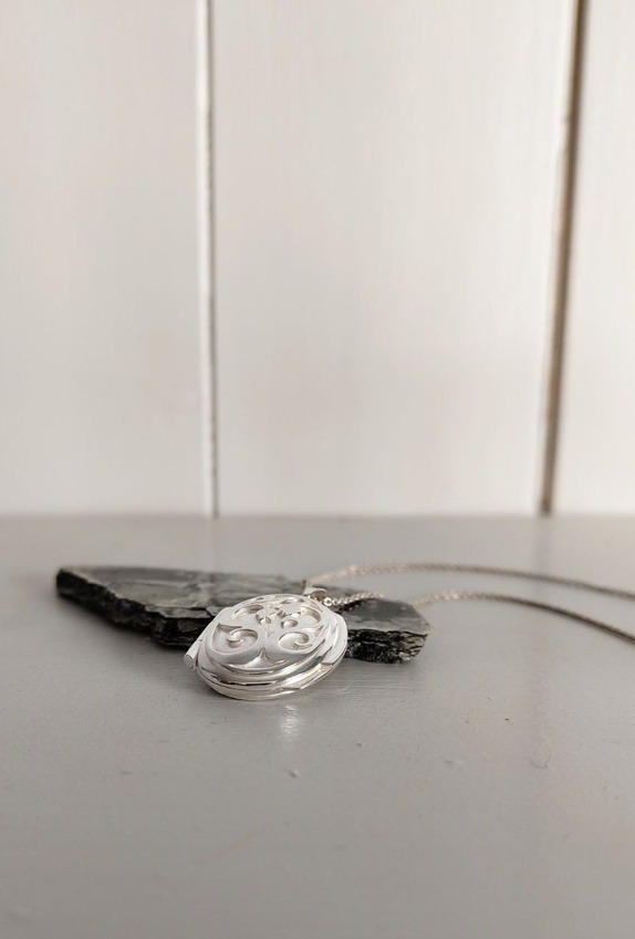 Den hemmelige hagen medaljong - Bilde 5